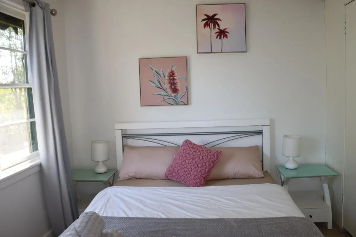 Image 2 of Humble Abode near Ringwood