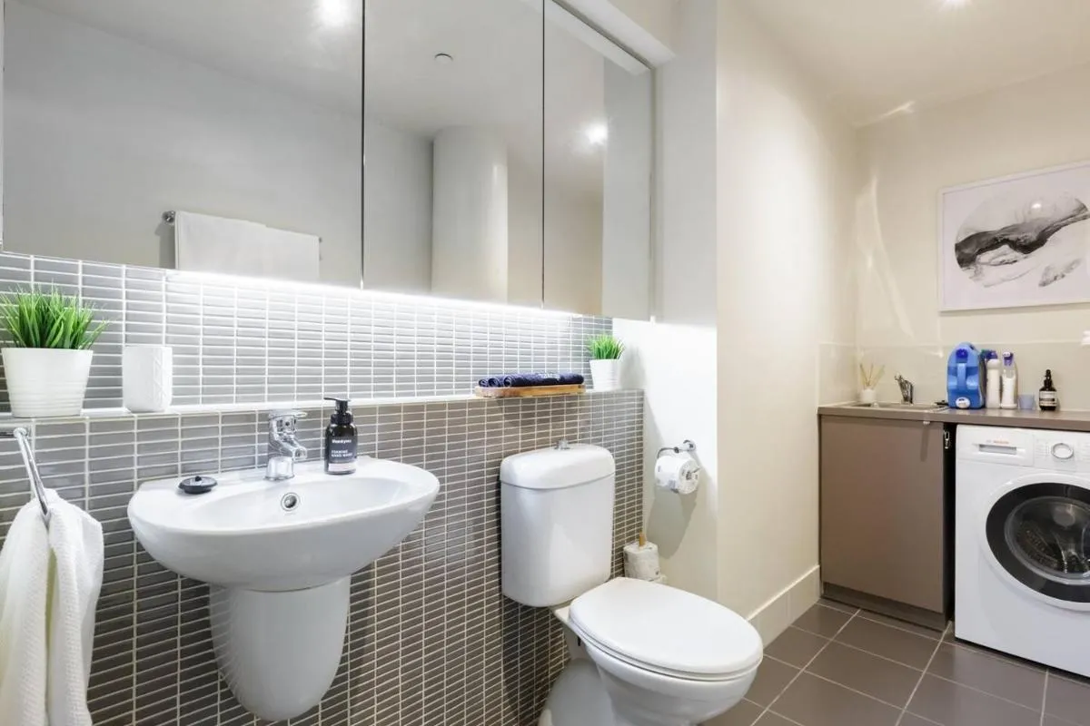 Image 2 of Inspiration Station – An Iconic Designer Pad