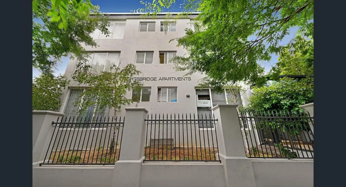 Image 5 of Knightsbridge Apartments