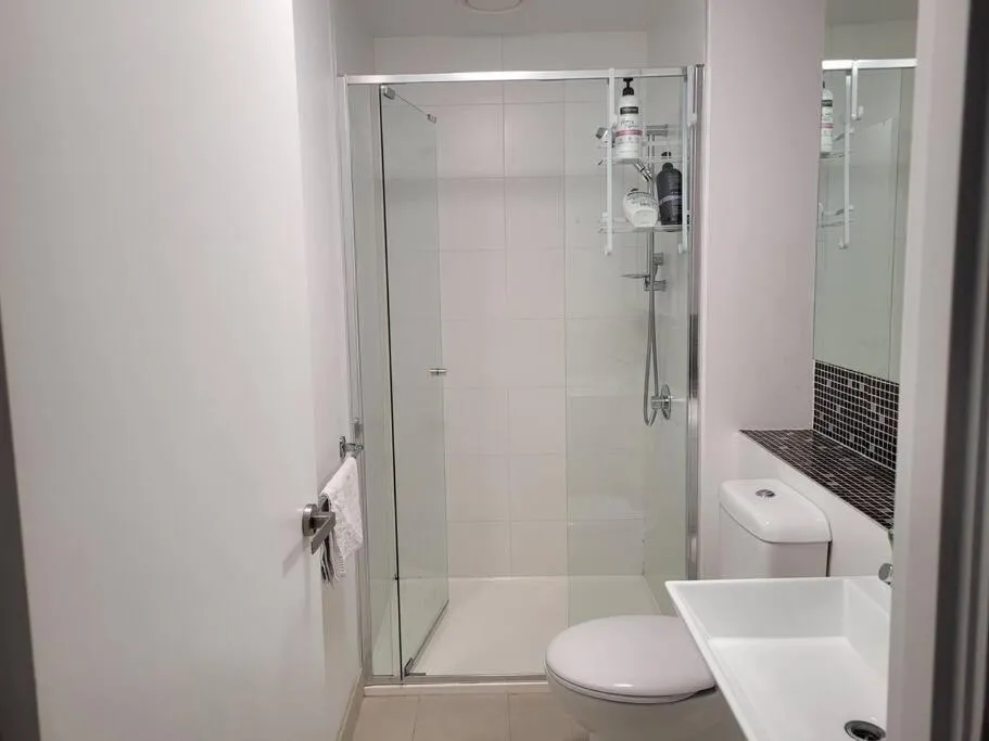 Image 2 of L22 1 Min To SouthenCross, FreeTram, Pool, Sauna, Gym