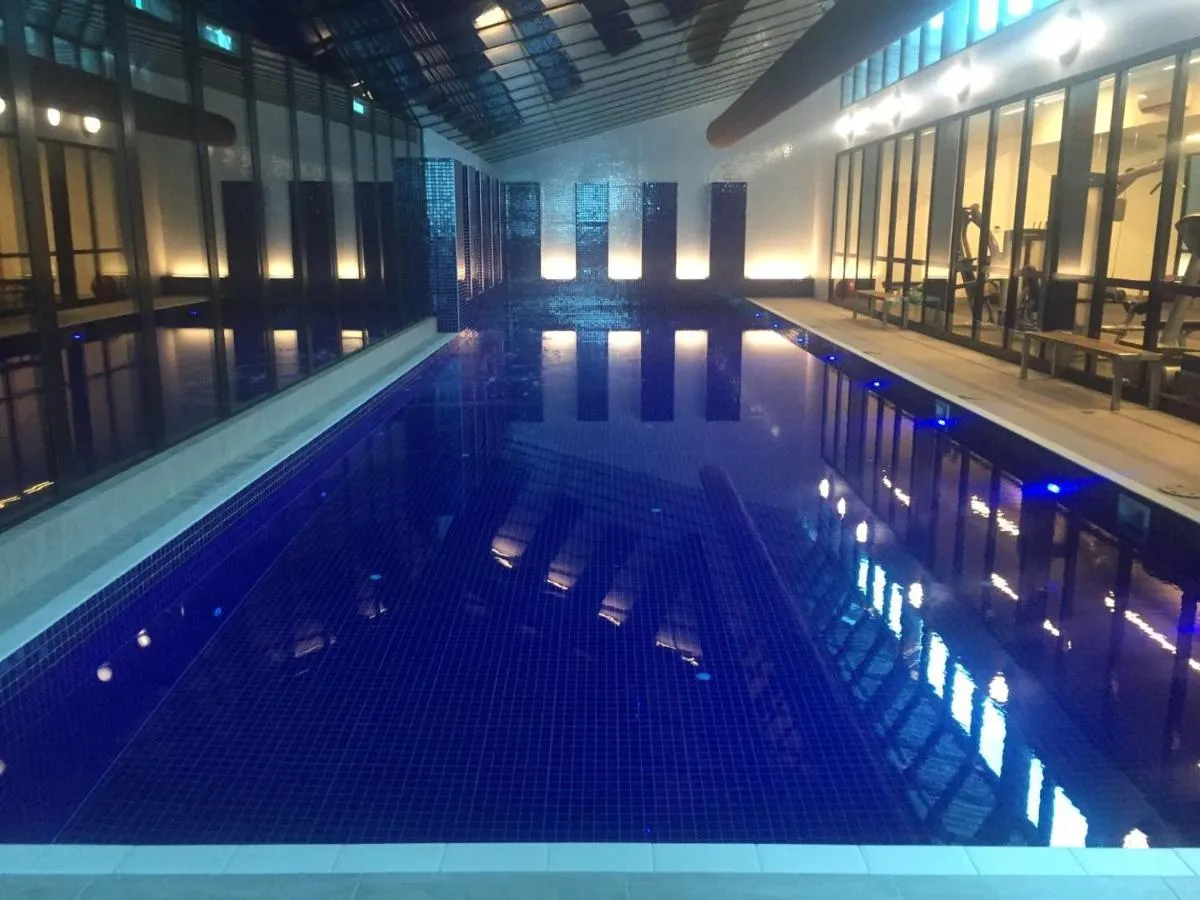 Image 3 of Large 2B2B Near Southern Cross FreeParking GYM POOL