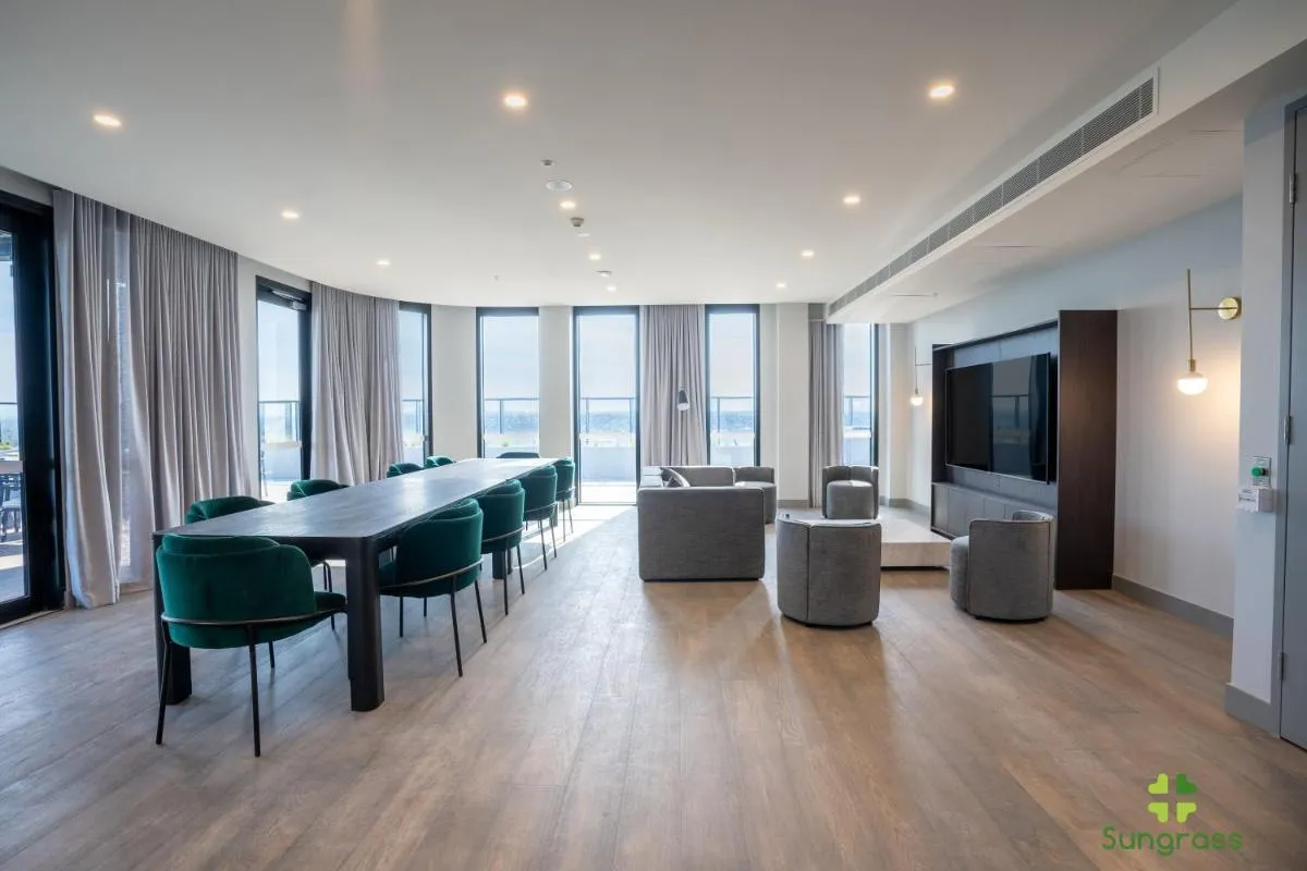 Image 6 of Liberty One