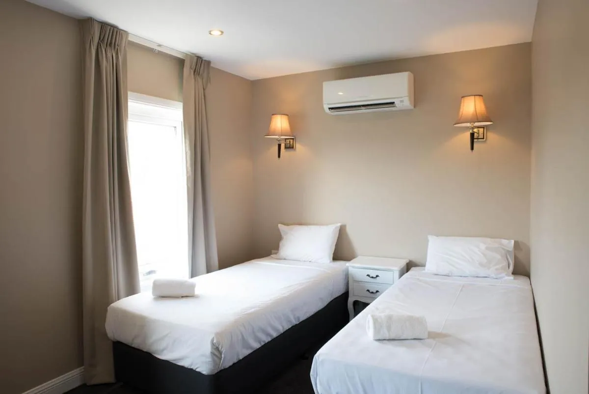 Image 1 of Lily Sands Inn