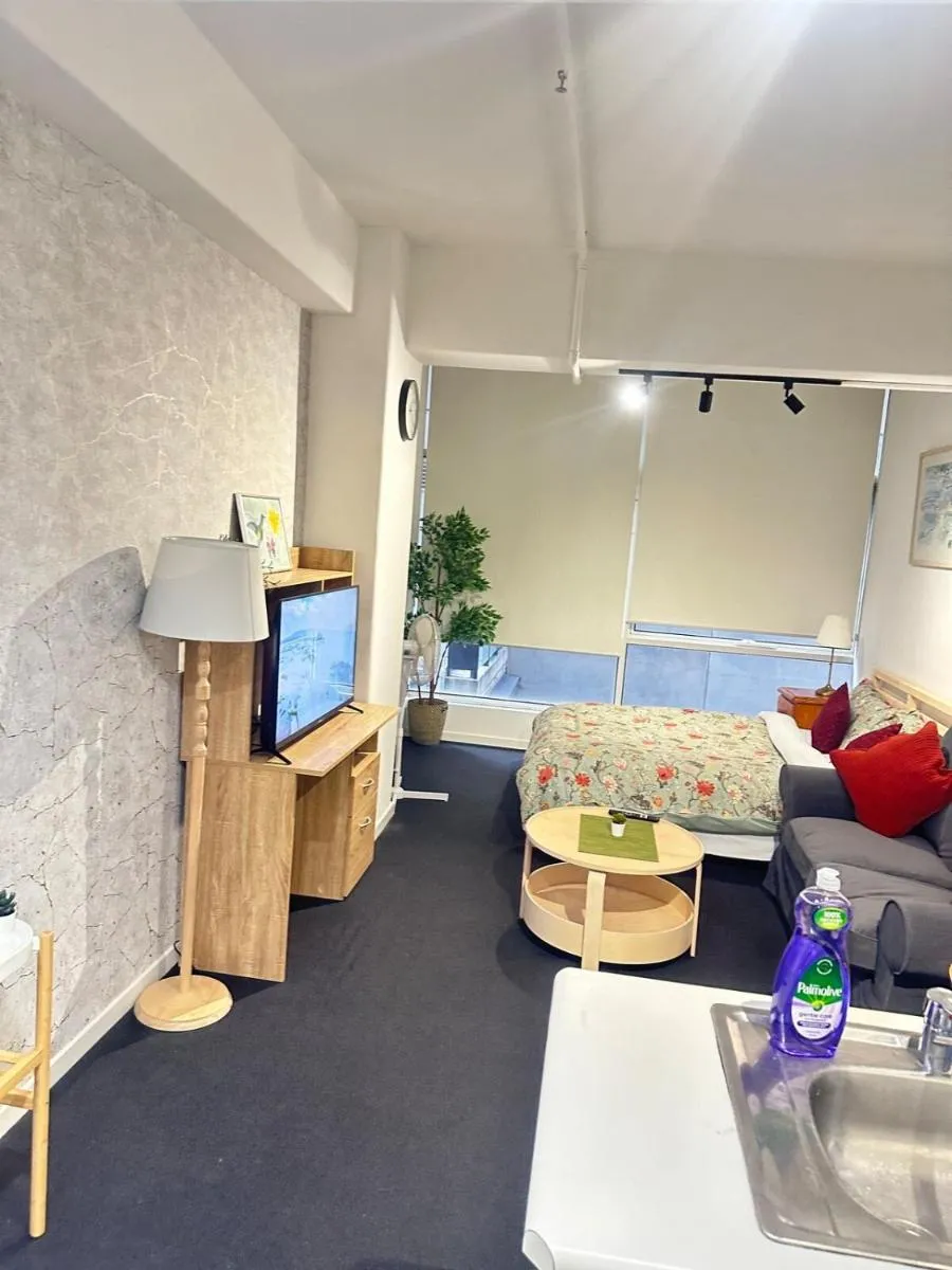Image 2 of Lonsdale Street Perfect Studio Retreat