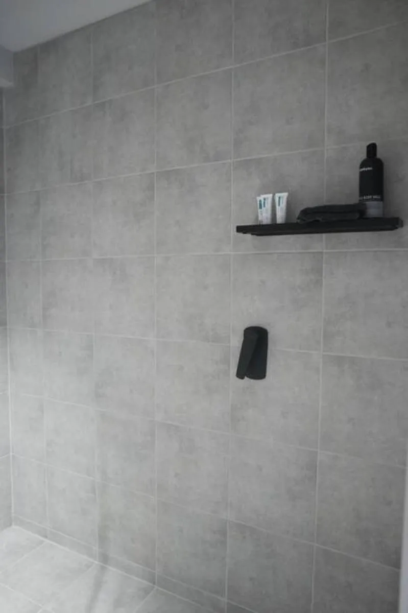 Image 5 of Lonsdale Street Studio Apartment
