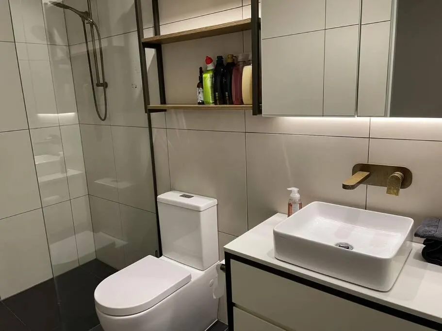 Image 1 of Lovely 1BD condo with free parking city view