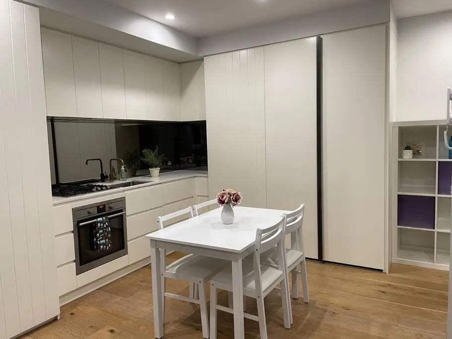 Image 6 of Lovely 1BD condo with free parking city view