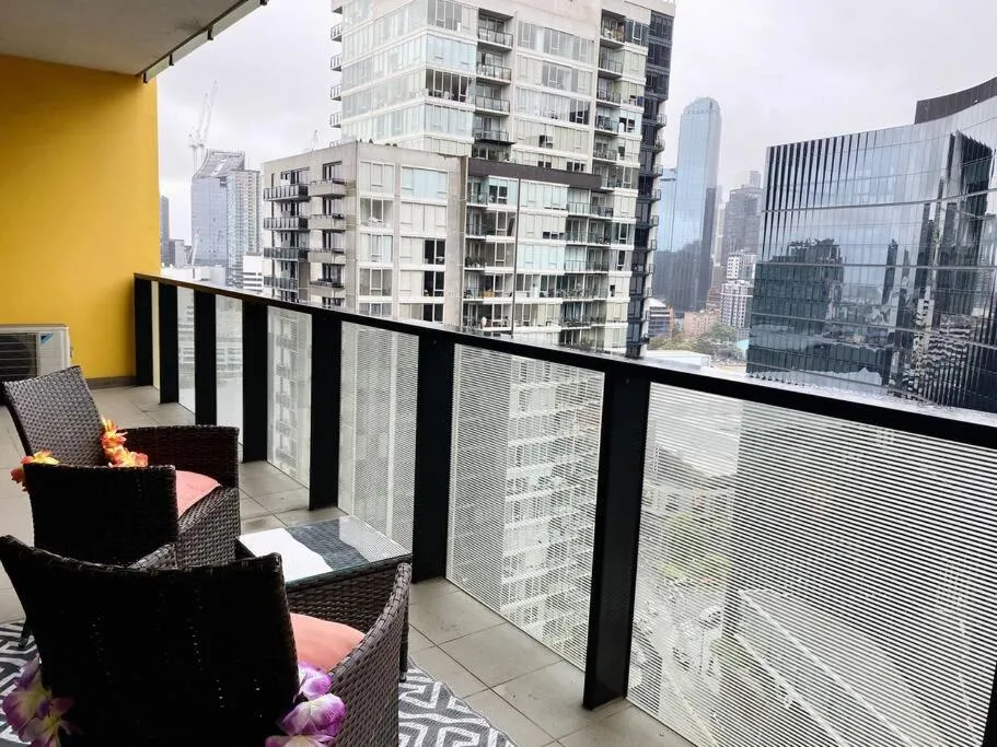 Image 5 of Lovely 1BR Apartment – Free Parking