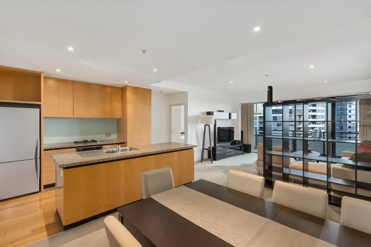 Image 4 of Lux Short Stay 3 Bedrooms at Clarendon Tower