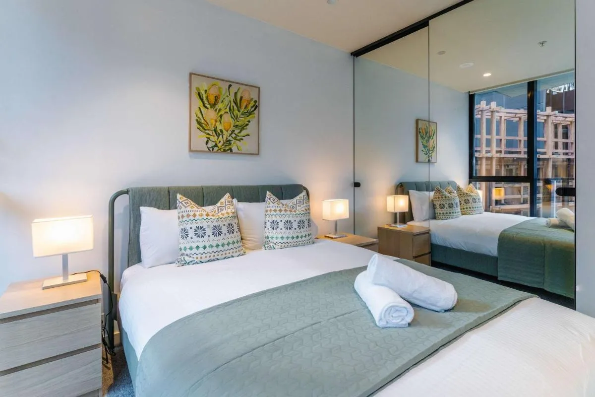 Image 1 of Luxe 2BR Retreat POOL GYM & PARKING South Yarra