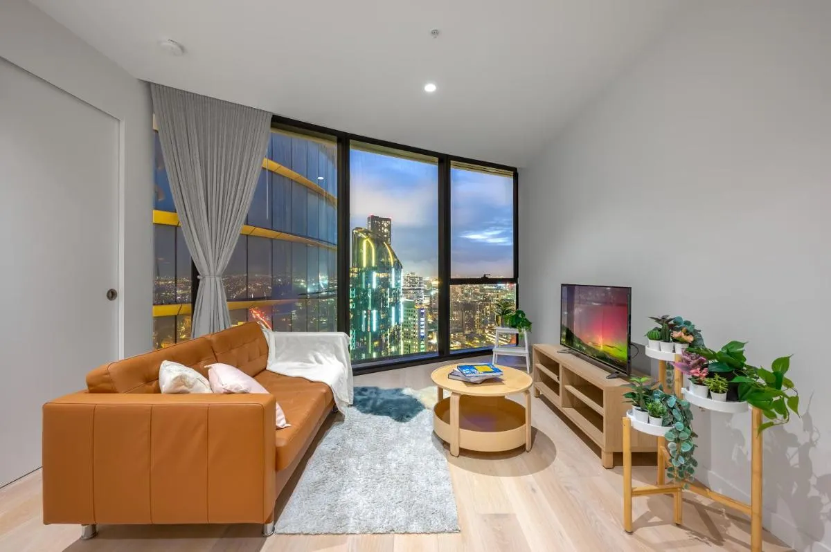 Image 4 of Luxurious Sapphire 1 Bed 1 Bath Residence