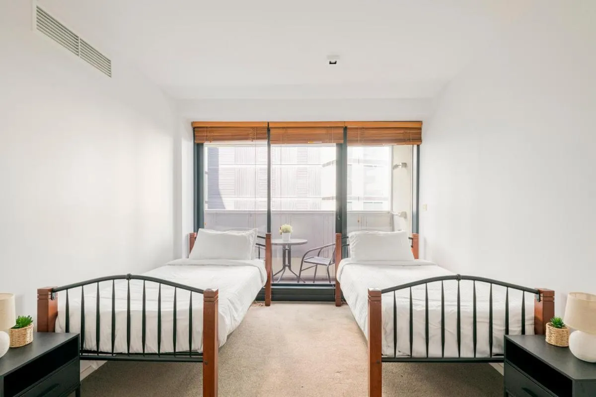 Image 1 of Luxury 3-Storey Loft with free parking on premises