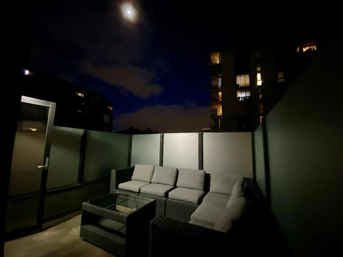 Image 5 of Luxury Beachside Townhouse – Walk to Beach – Private Rooftop Terrace