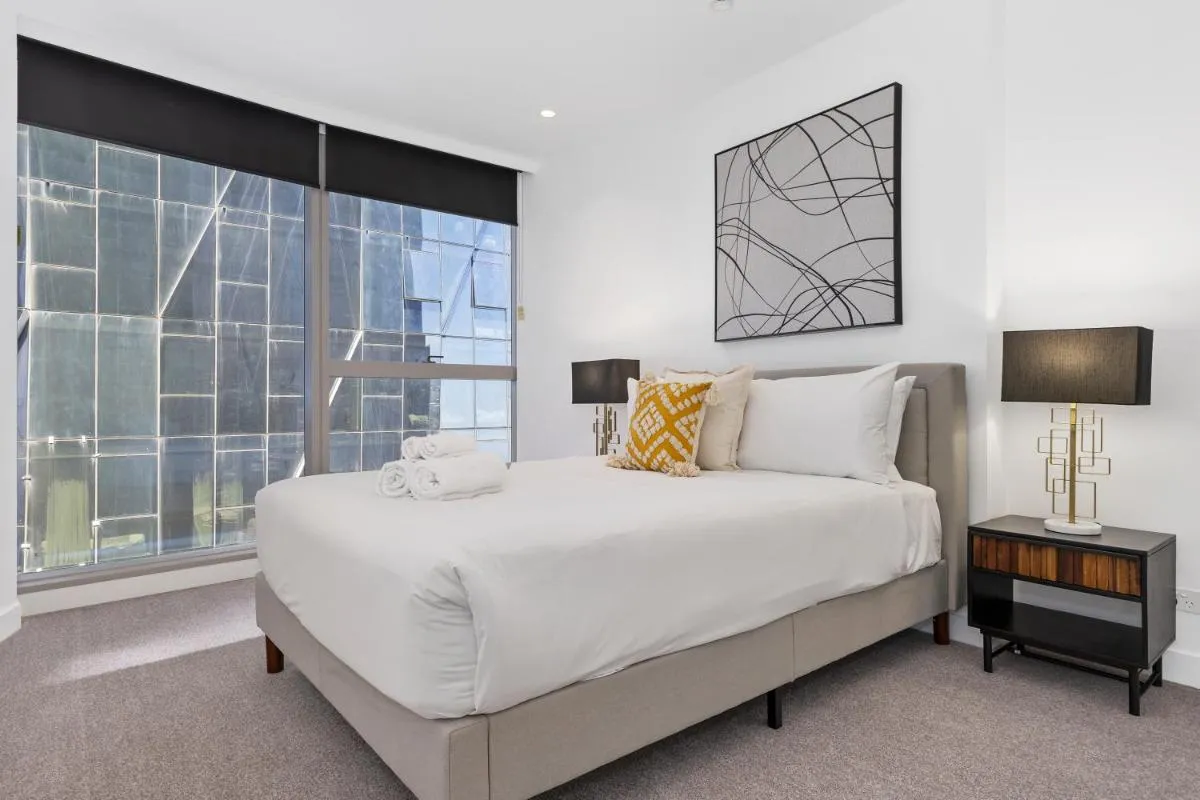 Image 1 of Lvl 54 West Side Place Best Location in Melb!