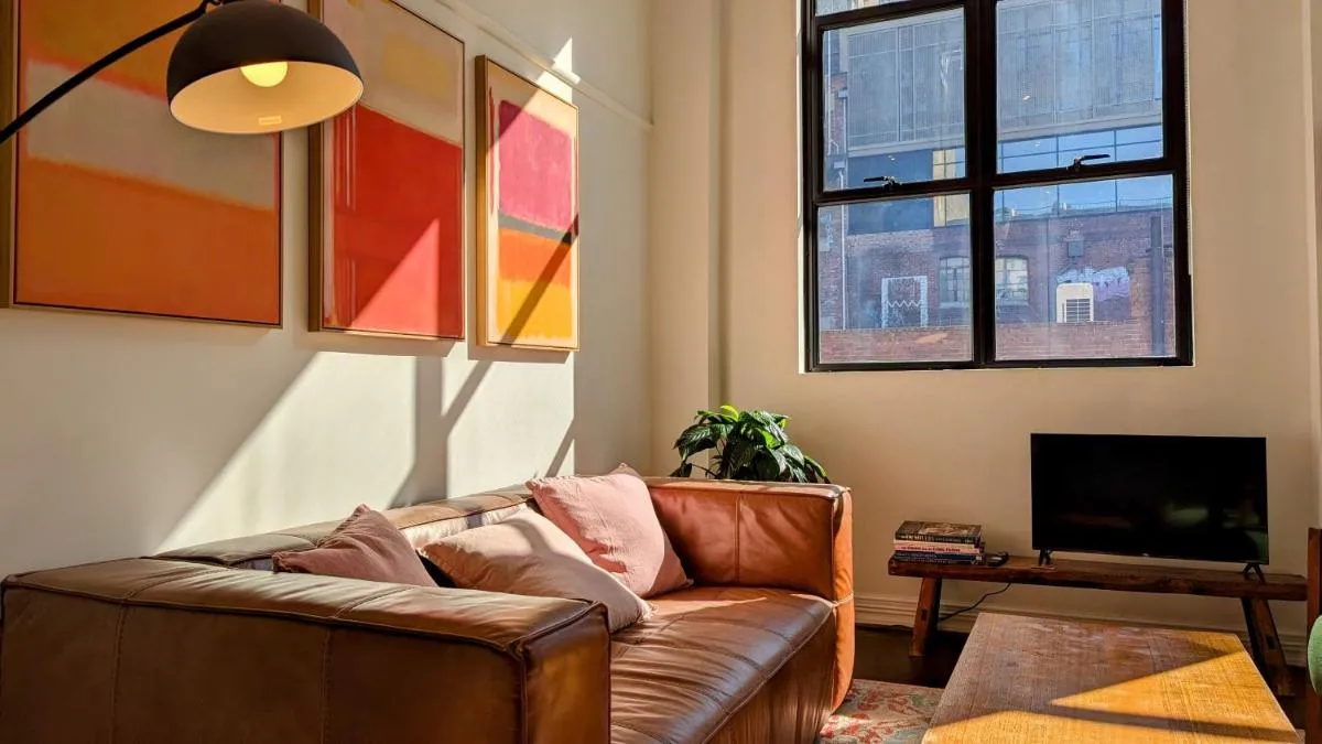 Image 1 of Masons Clubhouse Apartment – Paris End, Melbourne CBD