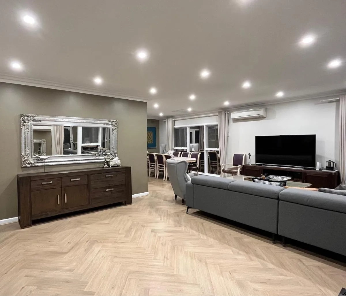 Image 2 of Melbourne Balwyn north three bedroom house