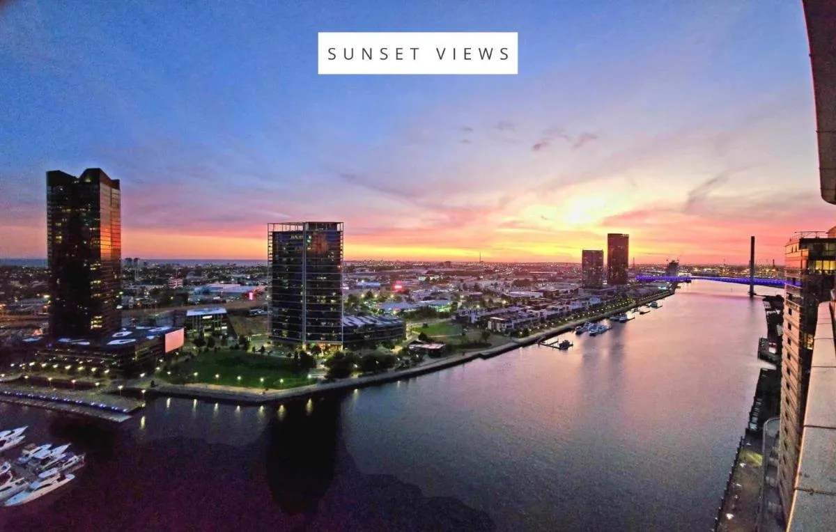 Image 4 of Melbourne Lifestyle Apartments – Best Views on Collins