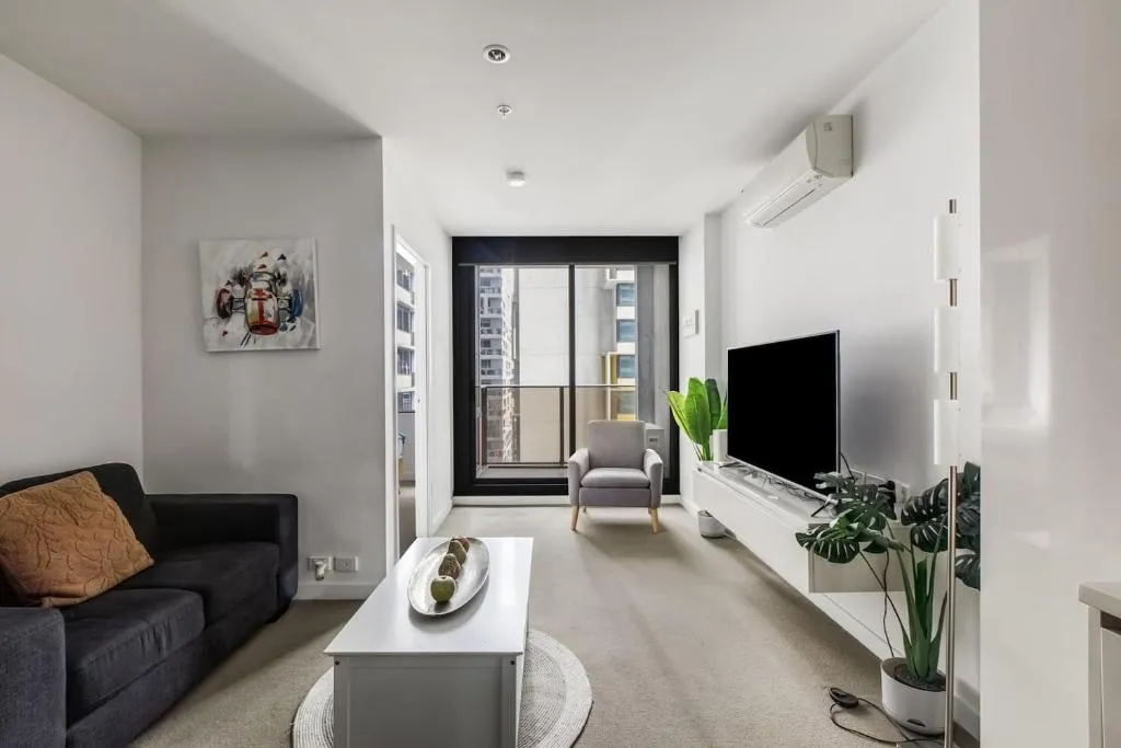 Image of Metro Muse – Minimalist Chic for Couples in CBD