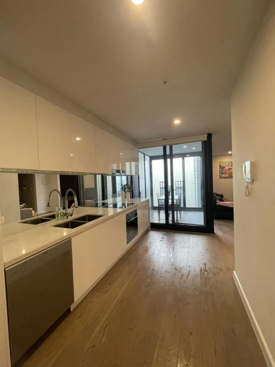 Image 3 of Modern 1BD Apt w free parking in central Brunswick