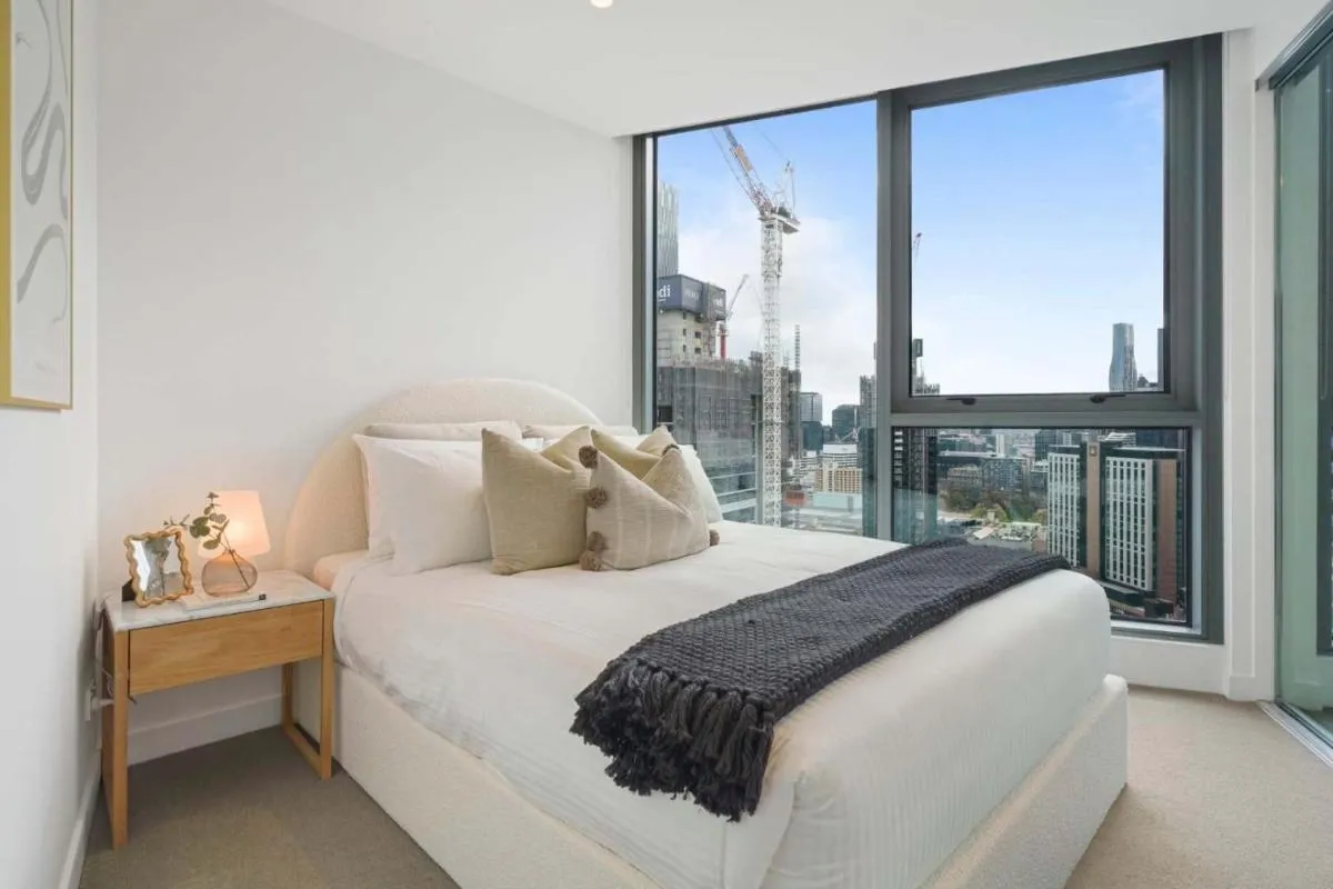 Image 1 of Modern 1 Bedroom Apartment in Southbank
