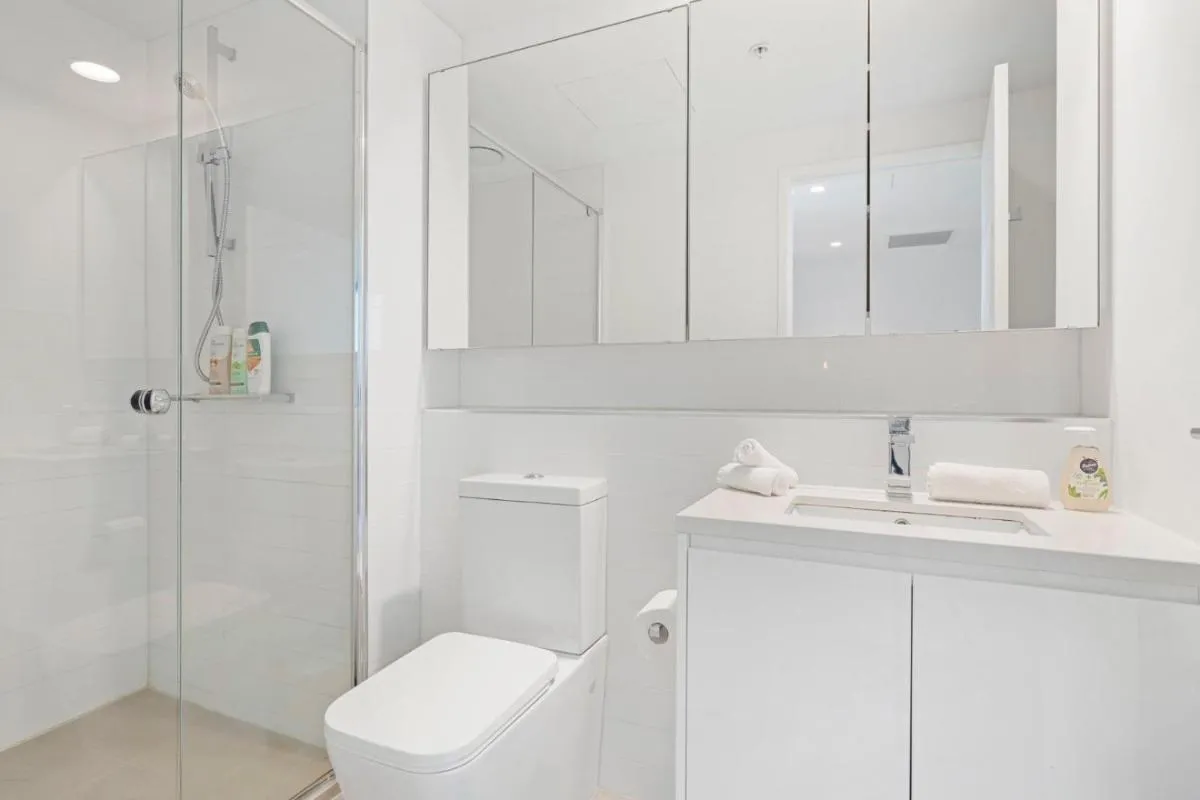 Image 2 of Modern 1 Bedroom Apartment in Southbank