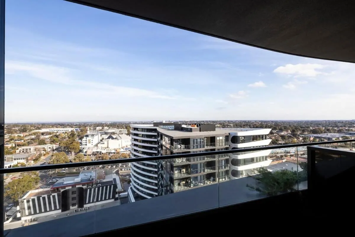 Image 5 of Modern 2BR Abode with Balcony View Gym Access