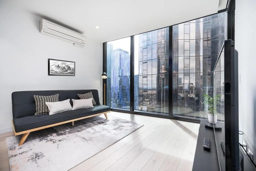 Image of Modern 2BR Apartment Pool, Spa and Gym in CBD