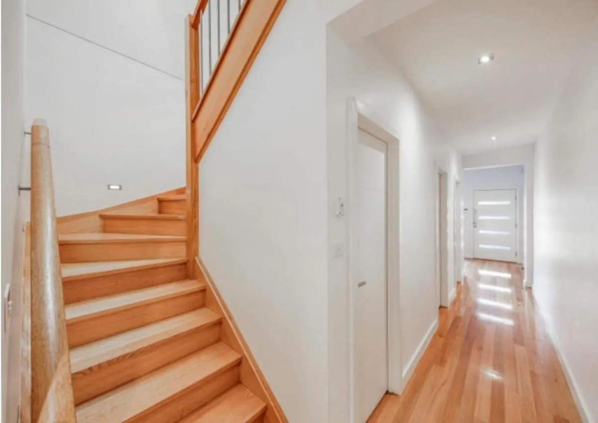 Image 4 of Modern Comfort in Keilor East