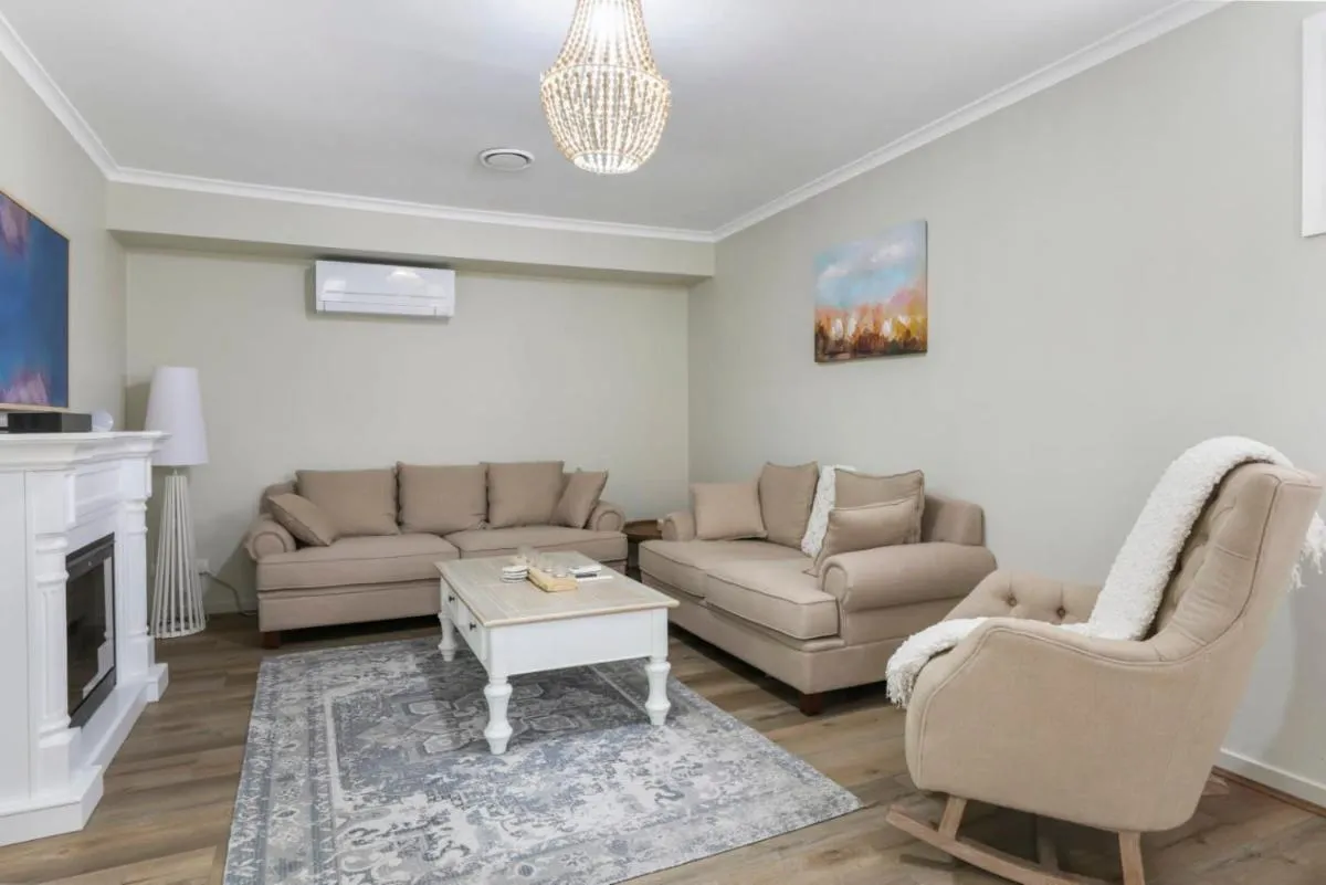 Image 5 of Modern Comfort in Preston