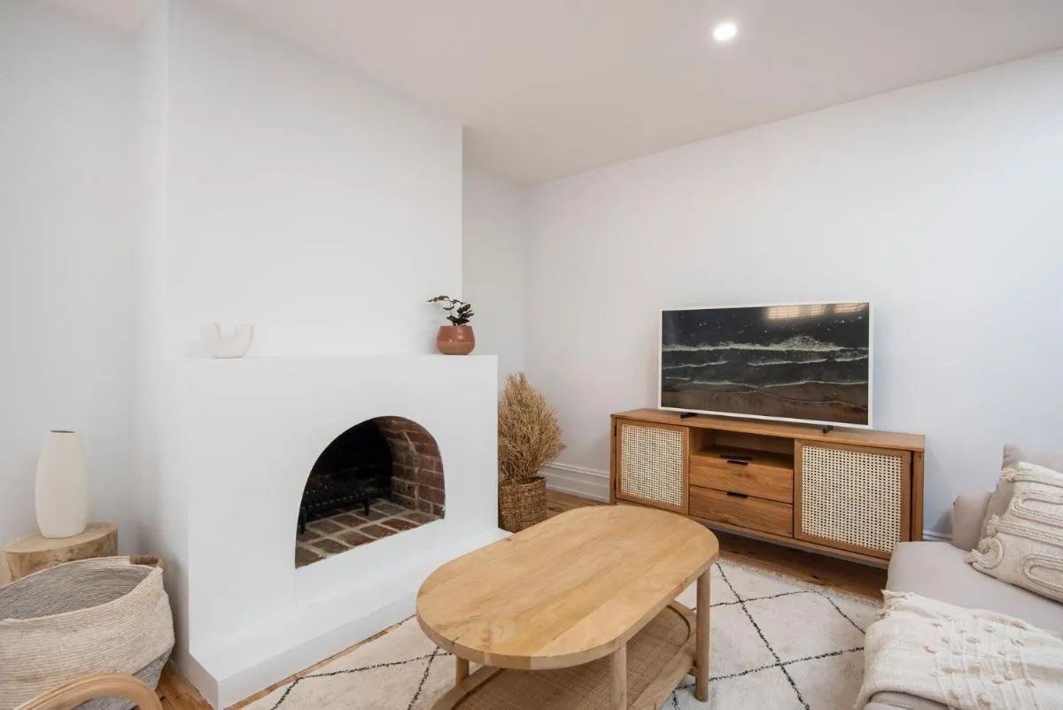 Image 4 of Modern Haven in Vibey Fitzroy Walk to shops