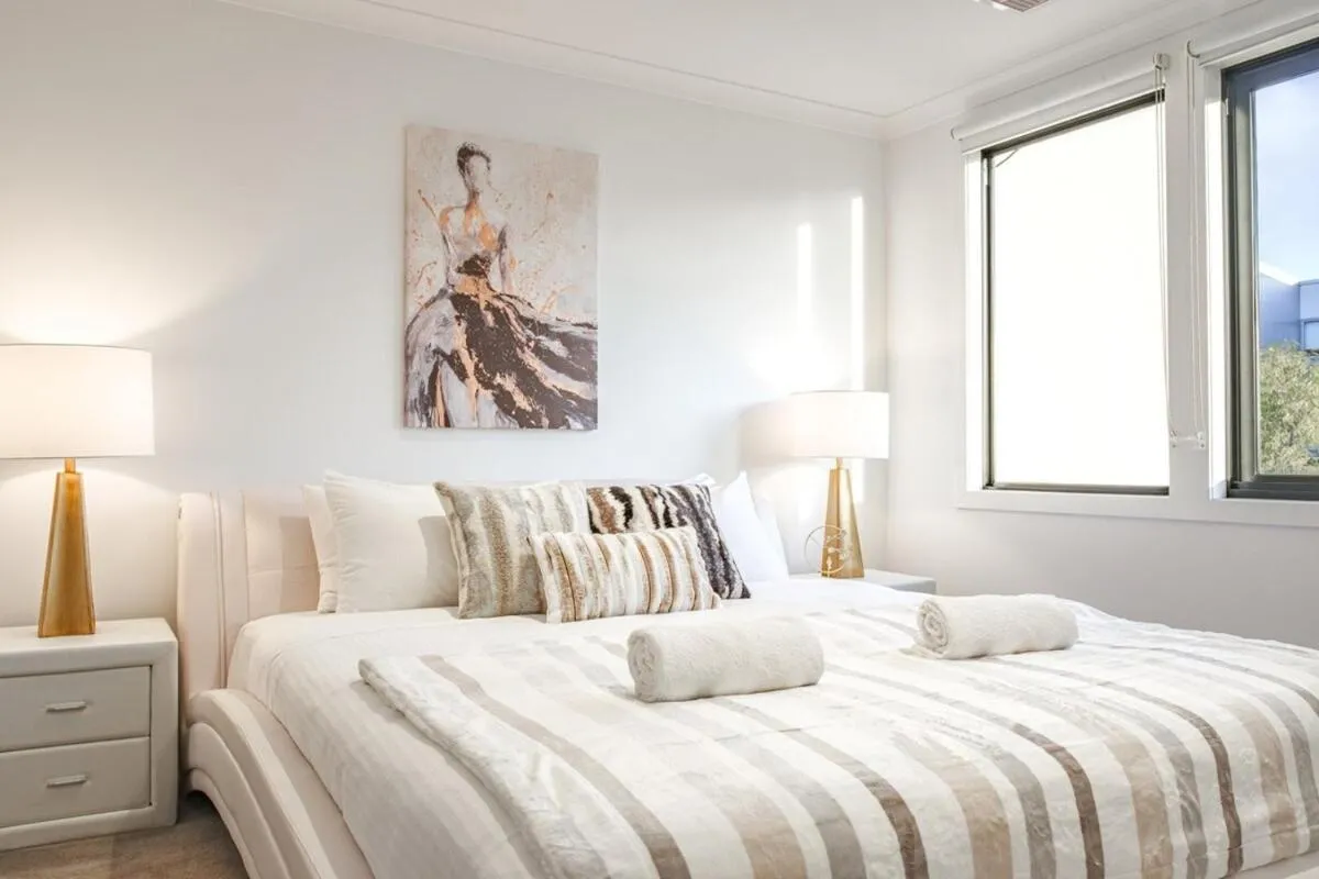 Image 5 of Modern Living 2br Townhouse In Maidstoneoffice