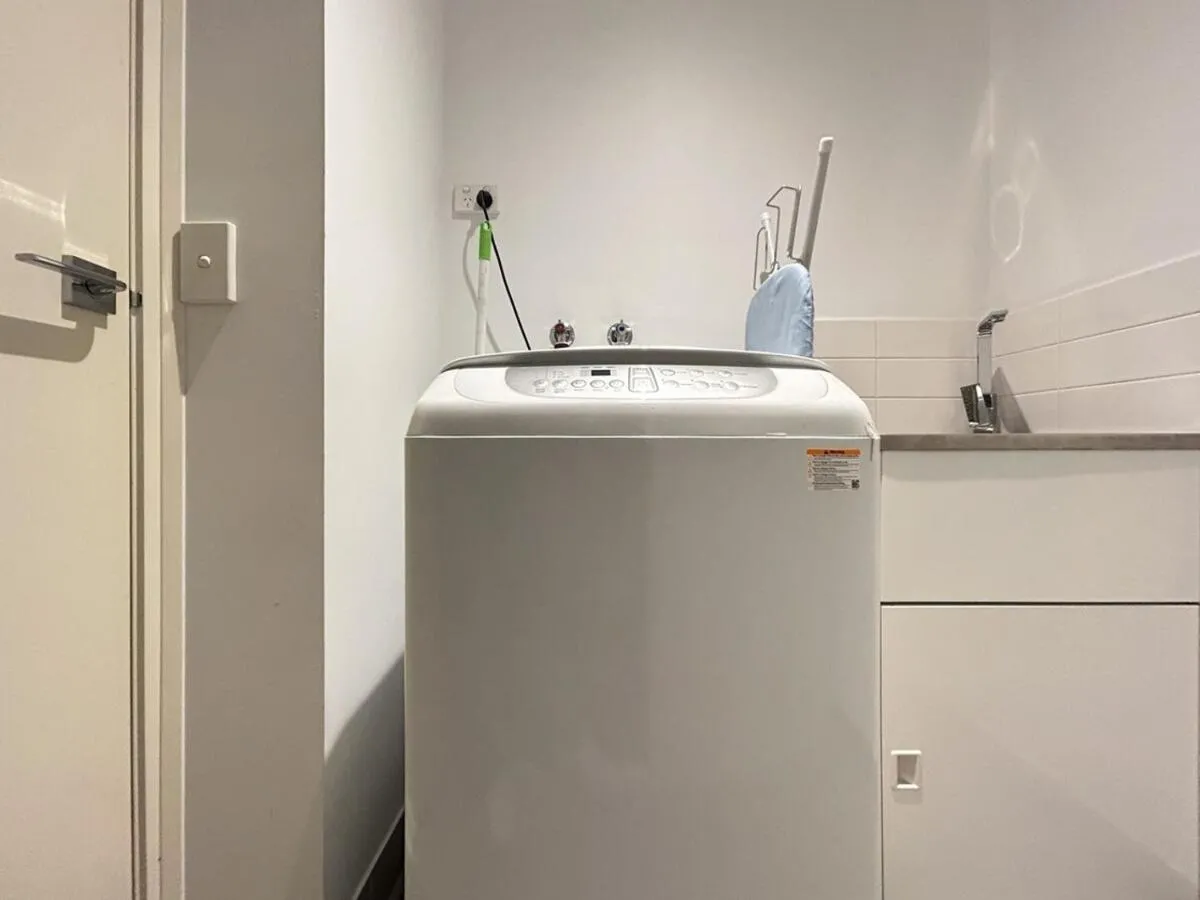 Image 6 of Modern Living 2br Townhouse In Maidstoneoffice