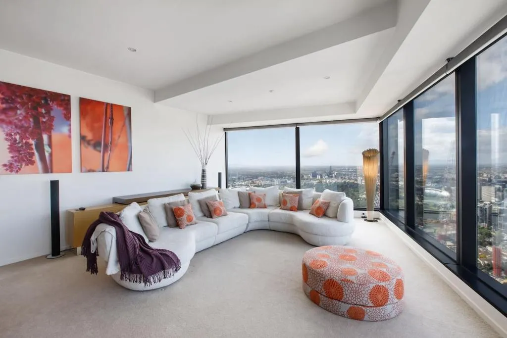 Image of Modern meets Retro in Penthouse with Soaring Views