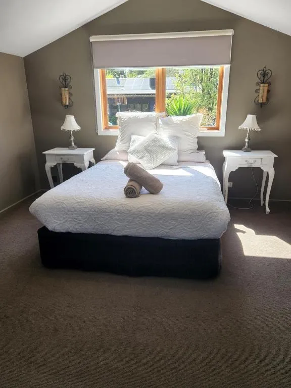 Image of Montrose Barn House- Entire Home