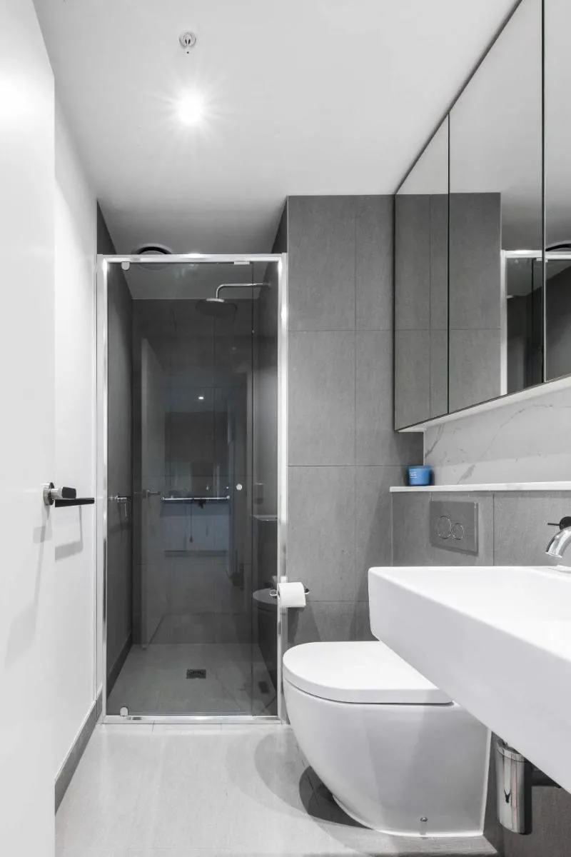 Image 3 of Newly Furnished Stylish 2BR Southbank Apartment