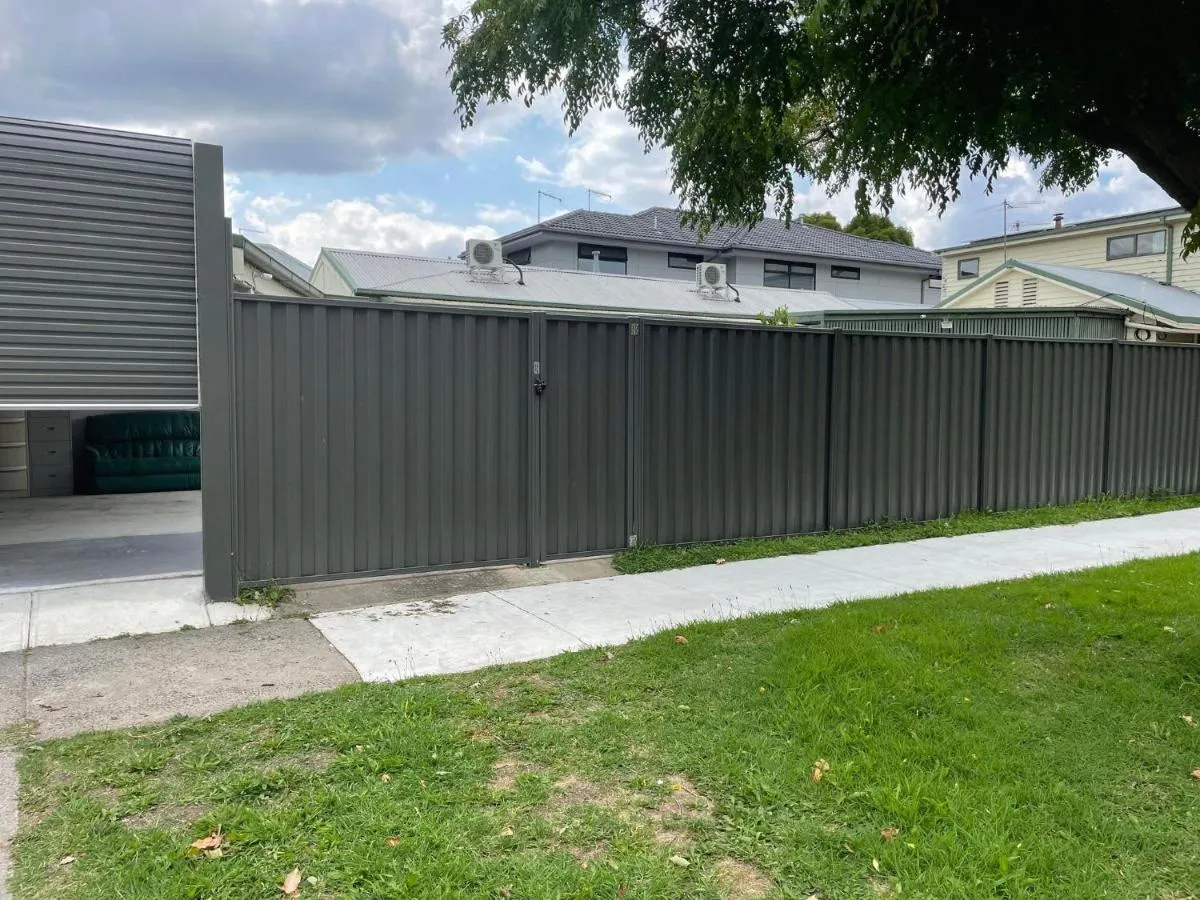 Image 5 of Oakleigh Private unit