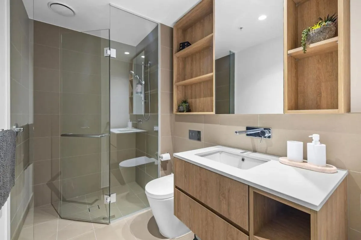 Image 2 of Opulent Suite at Westside Place