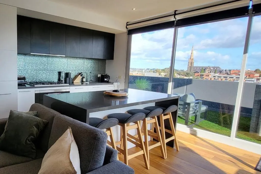 Image 3 of Penthouse 3 bedroom 6 guests 2 bathrooms