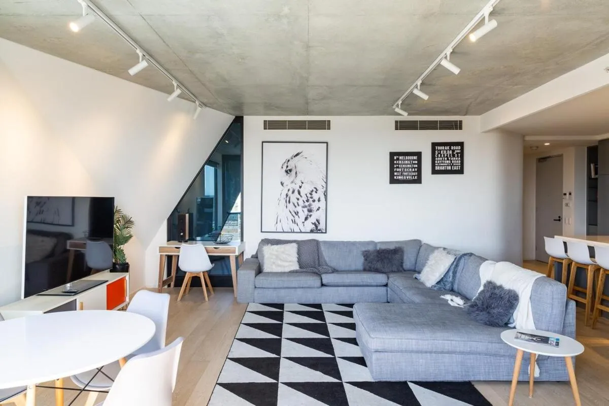 Image 4 of Penthouse Apartment Collingwood