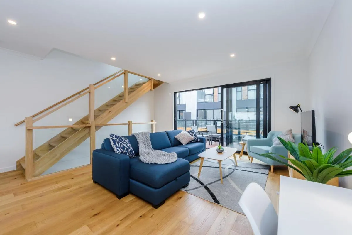 Image 5 of Perfect Port Melbourne Townhouse