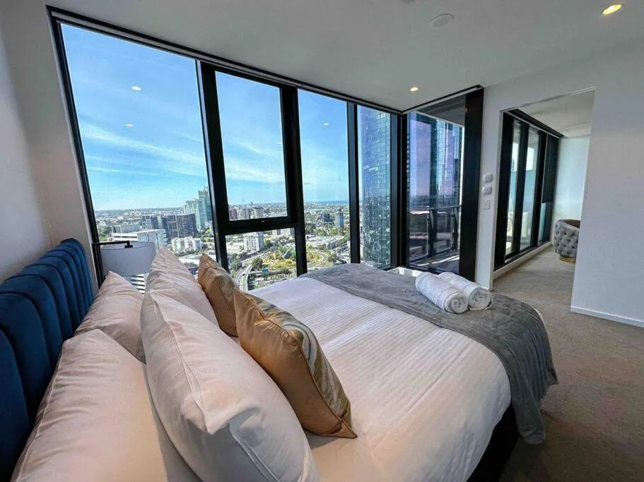 Image 6 of Premier 3 Bedroom Apartment in Southbank