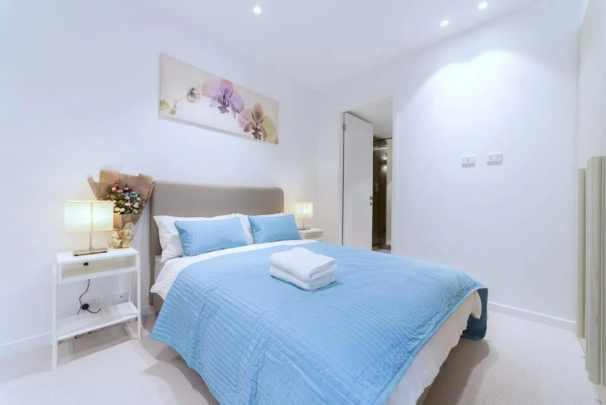 Image 1 of Pride Fawkner Apartments Bay-view (LXII)