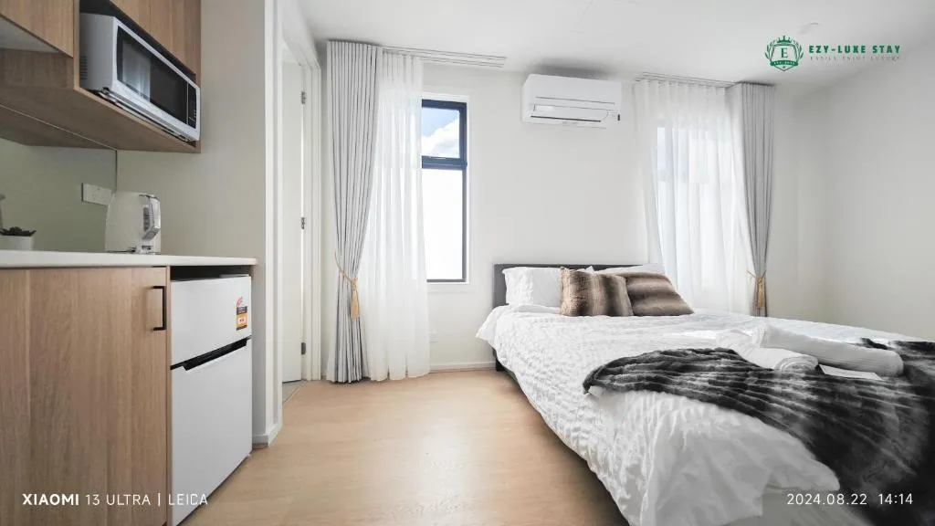 Image of Private Suite with Queen Bed TV – Room 11