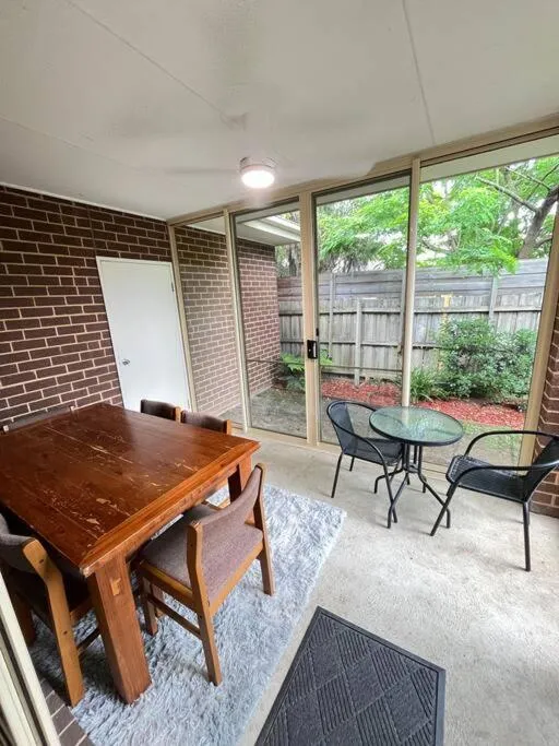 Image 4 of Quiet family home near knox, caribbean gardens