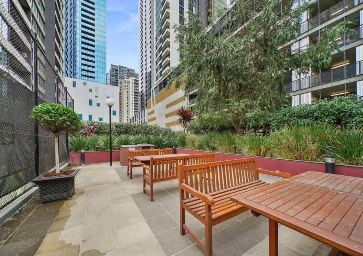 Image 6 of ReadySet Apartments at Southbank Condos