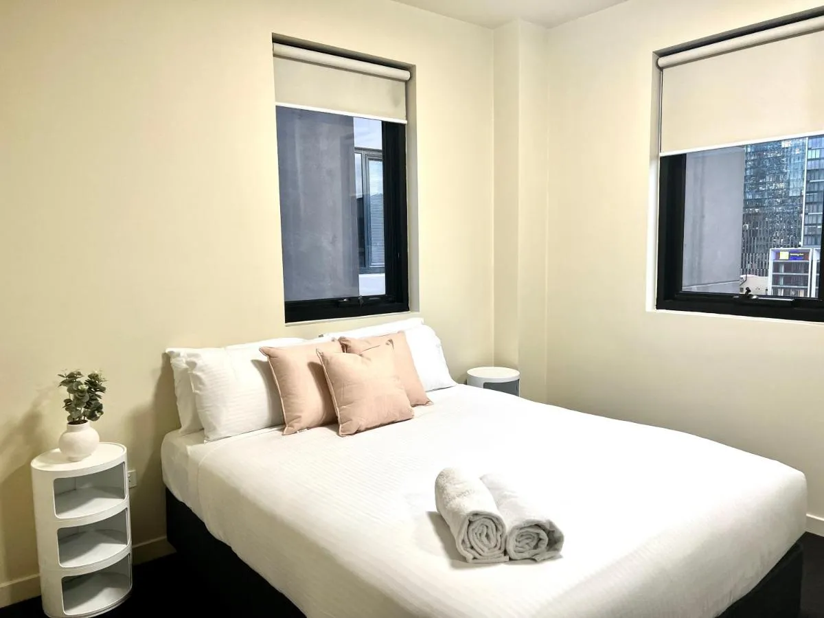 Image 1 of Readyset Apartments on Little Bourke