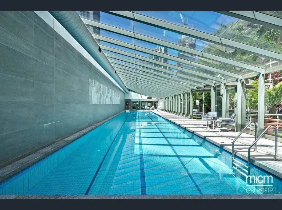 Image 3 of RiverView Spacious 3BR2Bath2Car WifiPoolGym Crown