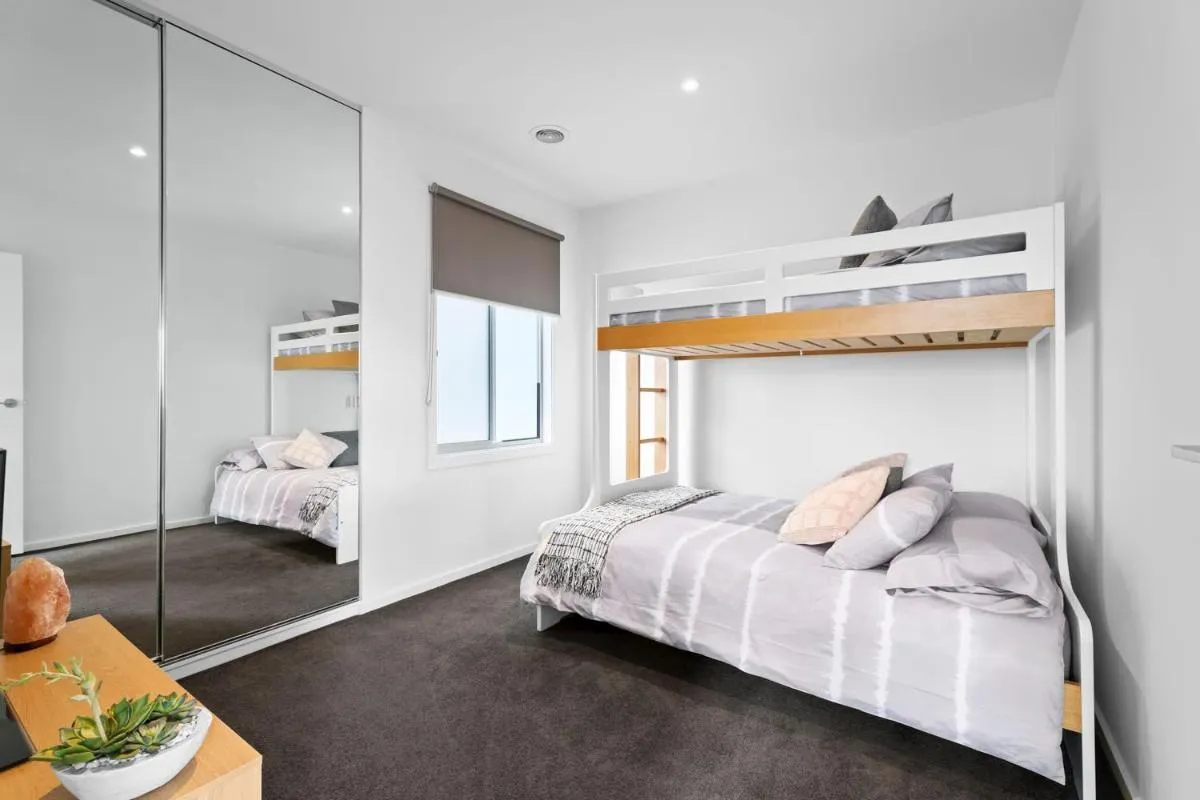 Image 1 of Riverside Villa & Pet Friendly