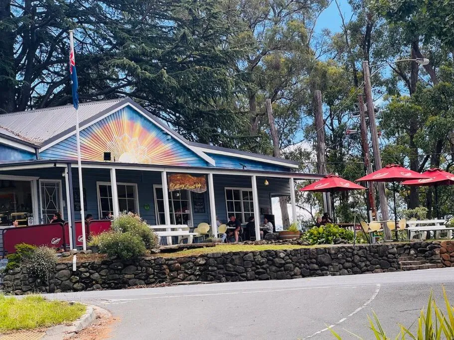 Image 2 of Romantic Retreat in the Dandenong Mountains