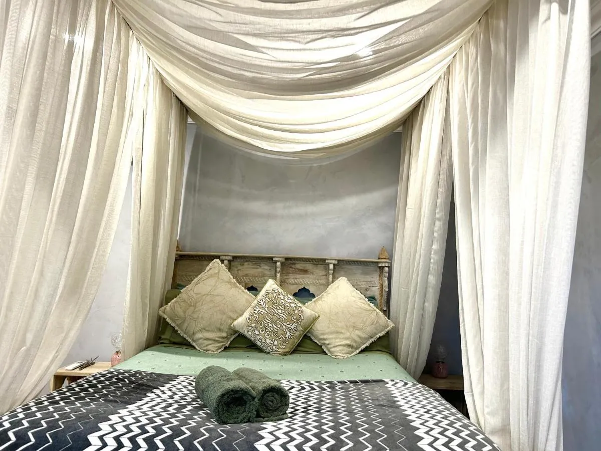 Image 1 of Romantic Retreat with Spa and Private Gardens